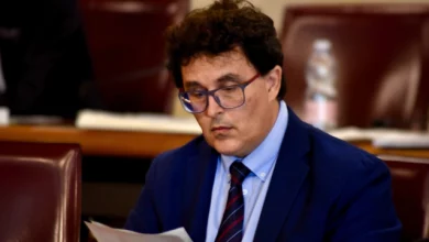 Il vicepresidente del Consiglio Regionale Blasioli promette battaglia e chiama alla mobilitazione. 15 Consiglio Regionale Blasioli promette battaglia e chiama alla mobilitazione