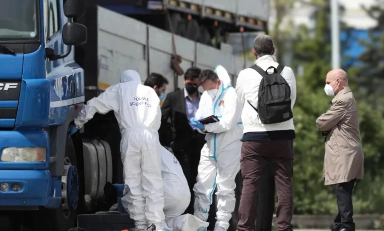 Camionista si Toglie la Vita per via Degli Orari Estenuanti 1 camionista suicidio