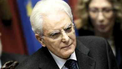 Mattarella ferma il raddoppio dei finanziamenti ai partiti: un gesto di responsabilità 12 Mattarella