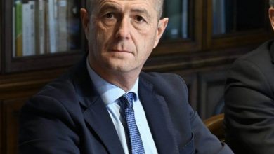 Risoluzione Di Marco: 'Cosa fa la Regione per i 120.000 abruzzesi che rinunciano alle cure? Servono risposte e azioni concrete' 1 Risoluzione Di Marco su rinuncia alle cure: “Martedì l’atto che chiede cosa si stia facendo per i 120.000 abruzzesi che non si curano approda in Consiglio. Servono risposte, ma soprattutto coscienza e azioni”