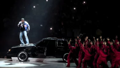 Kendrick Lamar al Super Bowl: Un Messaggio Potente che Menziona Trump e Drake 3 Kendrick Lamar al Super Bowl: Un Messaggio Potente che Menziona Trump e Drake