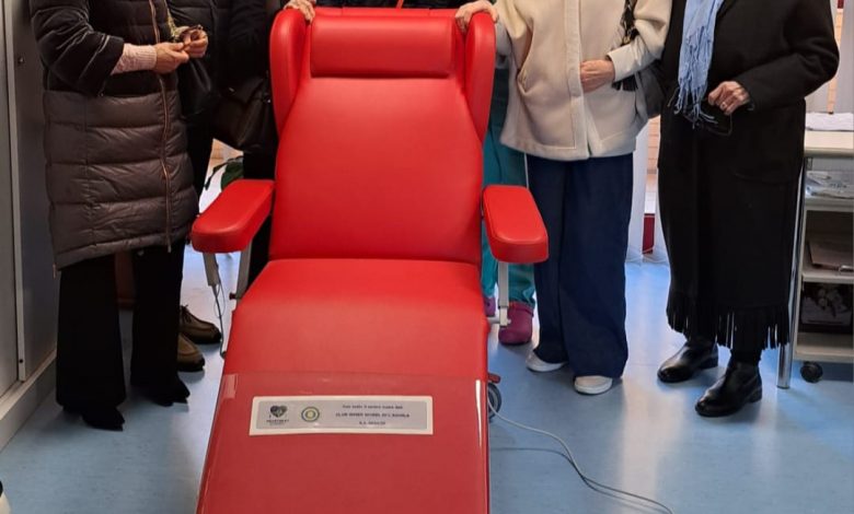 Un dono per la sanità: nuova poltrona per il reparto di oncologia 1 IMG 20250407 WA0005