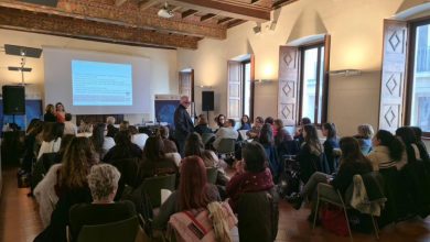 Successo al corso su cardiotocografia all'Aquila: 80 partecipanti per migliorare il monitoraggio fetale. 14 Foto corso